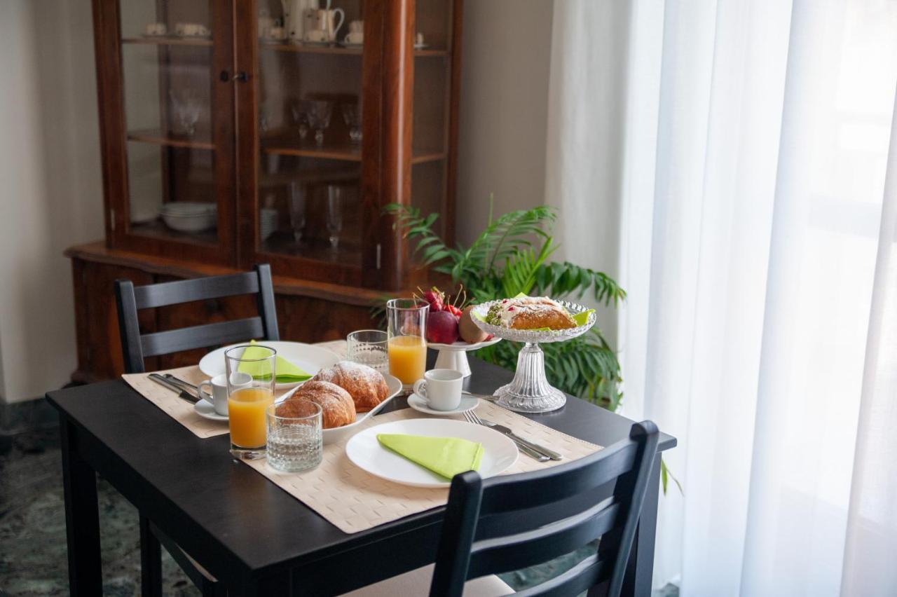 Casa Del Marchese B&B Riposto Bagian luar foto