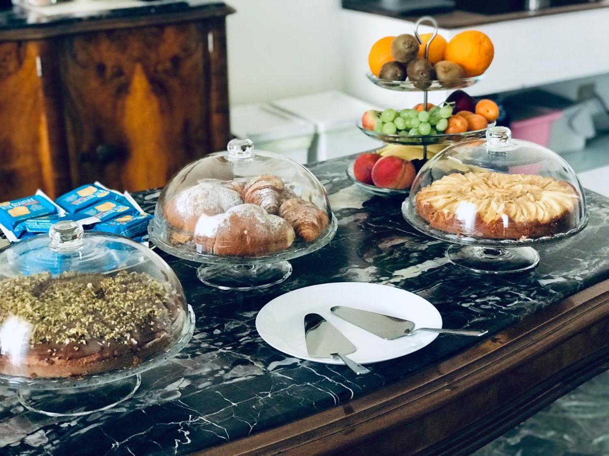 Casa Del Marchese B&B Riposto Bagian luar foto