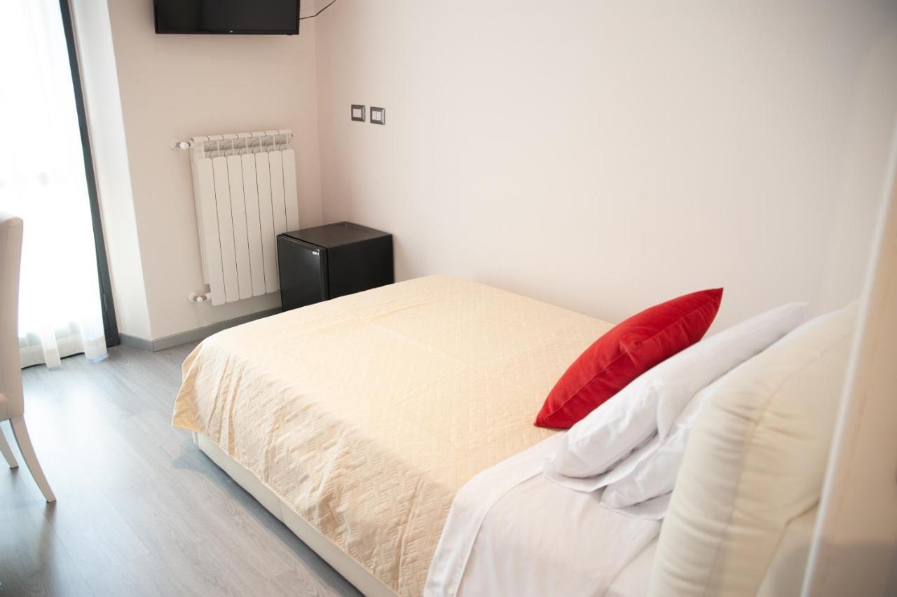Casa Del Marchese B&B Riposto Bagian luar foto