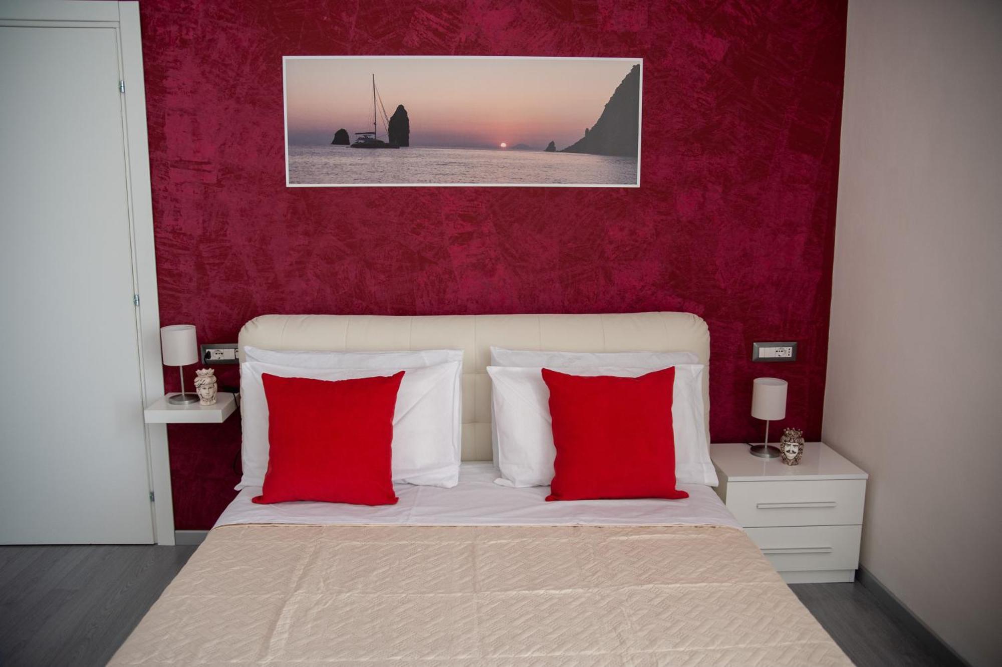 Casa Del Marchese B&B Riposto Ruang foto